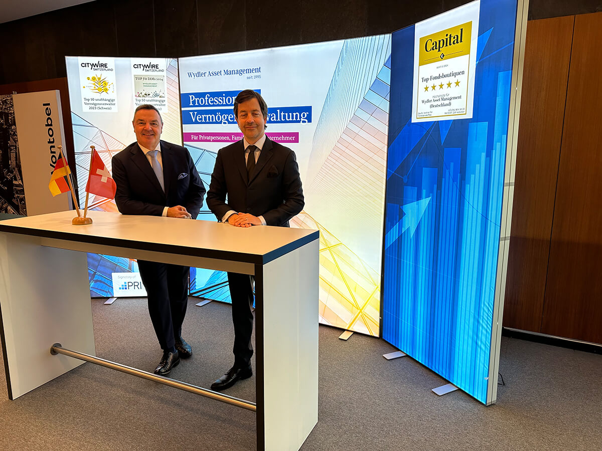 Wydler Asset Management Messe Nürnberg Messestand mit Messewand Wydler Asset Management Messe Nürnberg Messestand mit Messewand